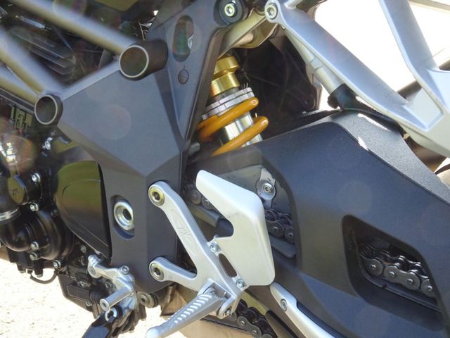 mv-agusta - brutale-990-r