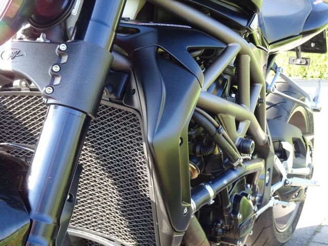 mv-agusta - brutale-990-r