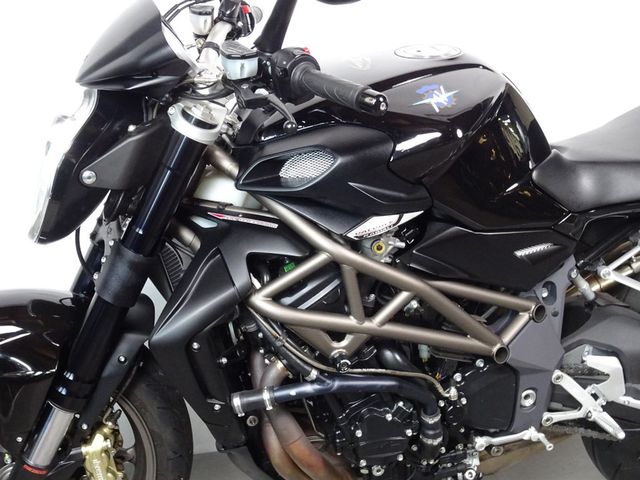 mv-agusta - brutale-990-r