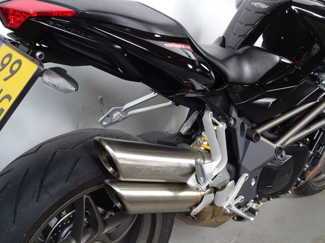 mv-agusta - brutale-990-r