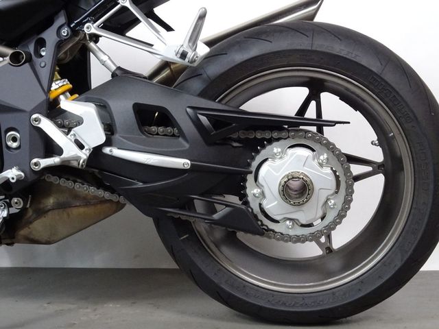 mv-agusta - brutale-990-r