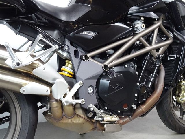 mv-agusta - brutale-990-r