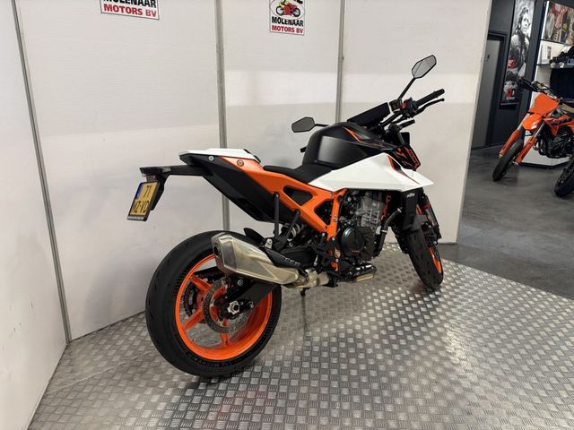 ktm - 990-duke-r