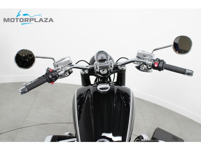 bmw - r-18