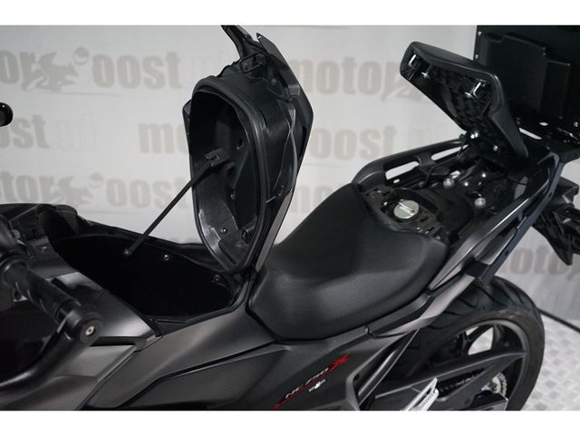 honda - nc-700-x-dct