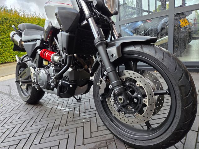 yamaha - mt-03