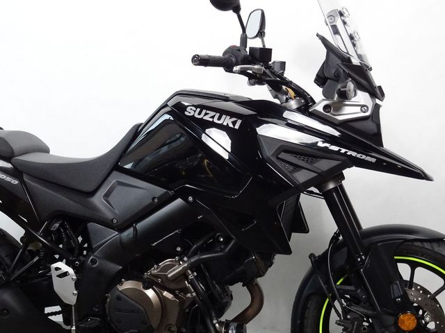 suzuki - v-strom-1050