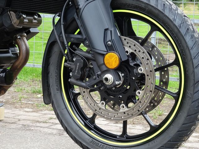 suzuki - v-strom-1050