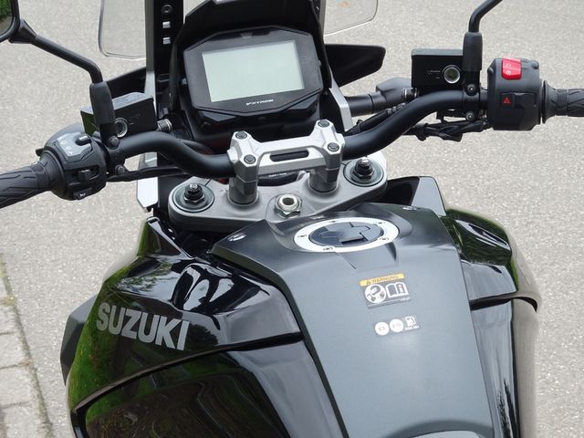 suzuki - v-strom-1050
