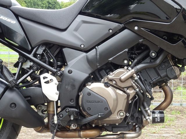 suzuki - v-strom-1050