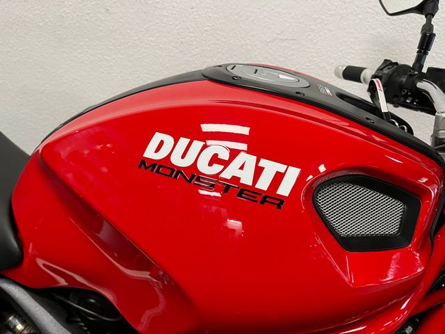 ducati - monster-696