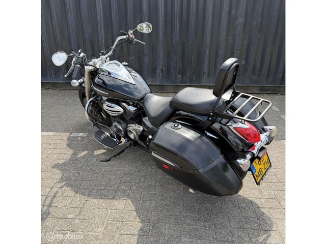yamaha - xvs-950-a-midnight-star