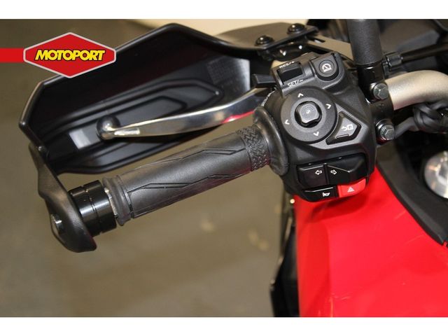 yamaha - tracer-9
