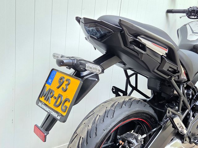 kawasaki - versys-650-abs