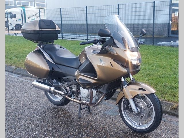 honda - nt-700-v-deauville-abs