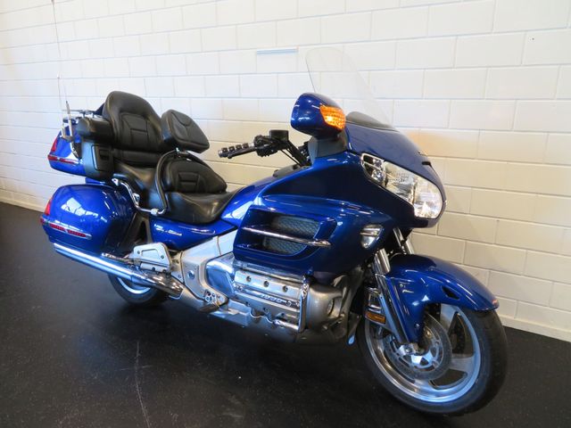 honda - gl-1800-goldwing