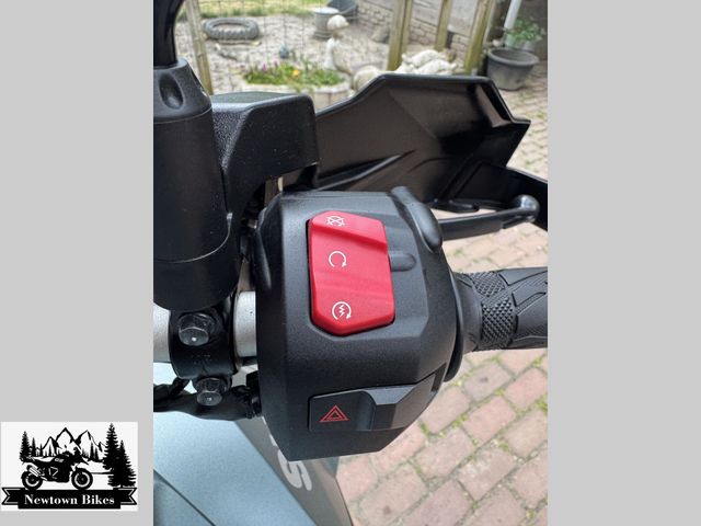 suzuki - v-strom-800