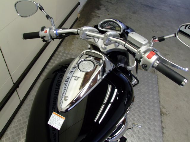 suzuki - intruder-m-1500