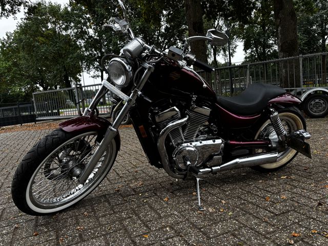 suzuki - vs-750-intruder