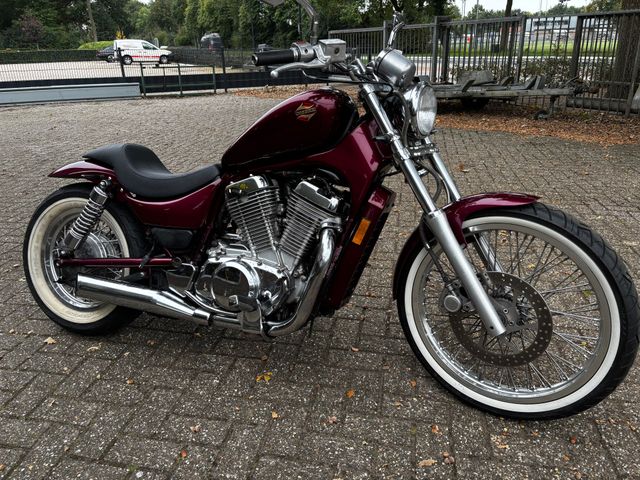suzuki - vs-750-intruder