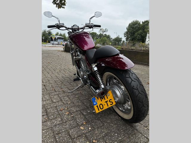 suzuki - vs-750-intruder