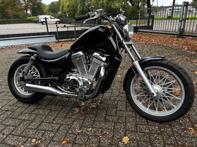 suzuki - vs-700-intruder