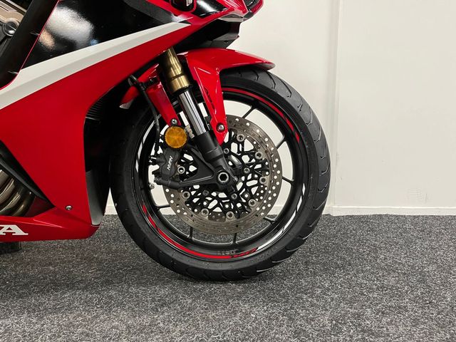 honda - cbr-650-r