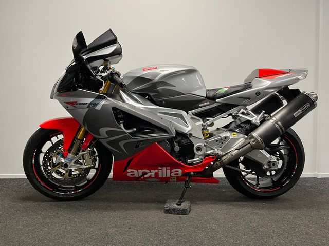 aprilia - rsv-1000-r