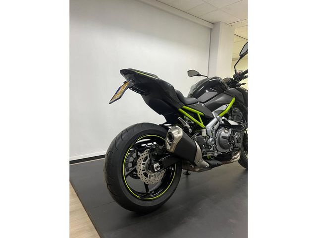 kawasaki - z900
