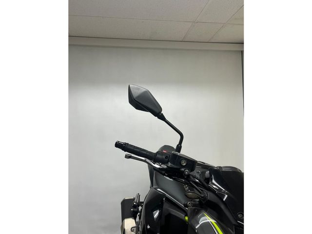 kawasaki - z900
