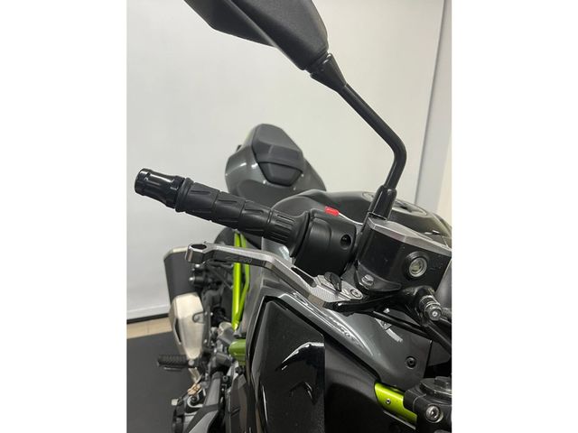 kawasaki - z900