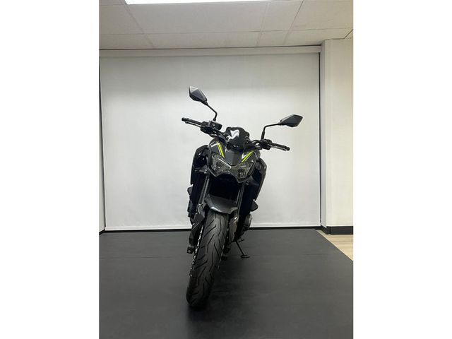 kawasaki - z900