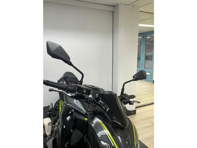 kawasaki - z900