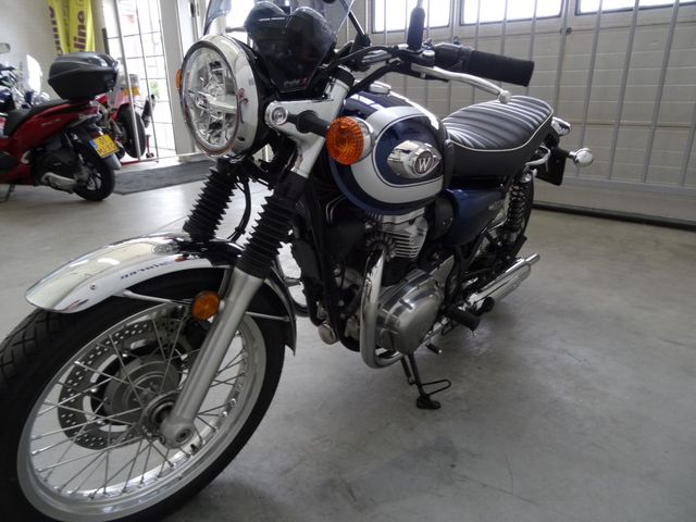 kawasaki - w800