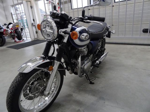 kawasaki - w800