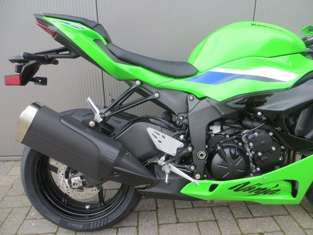 kawasaki - ninja-zx-6r