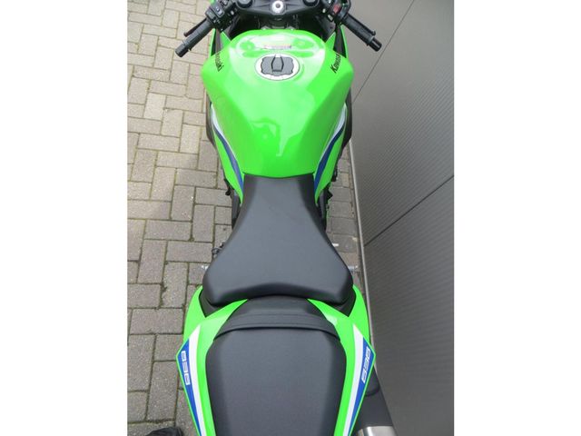 kawasaki - ninja-zx-6r