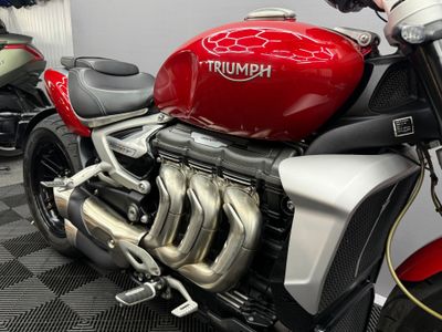 TRIUMPH ROCKET III R – foto 4