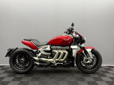 TRIUMPH ROCKET III R – foto 2