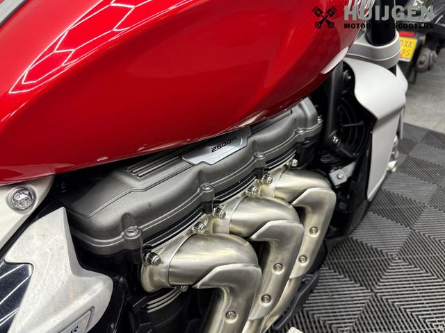 triumph - rocket-iii-r