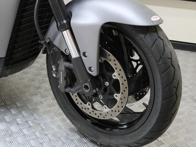 suzuki - m-1800-r-intruder