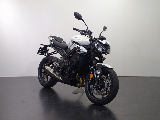 triumph - street-triple-r