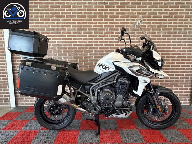 triumph - tiger-explorer-xca