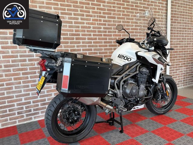 triumph - tiger-explorer-xca