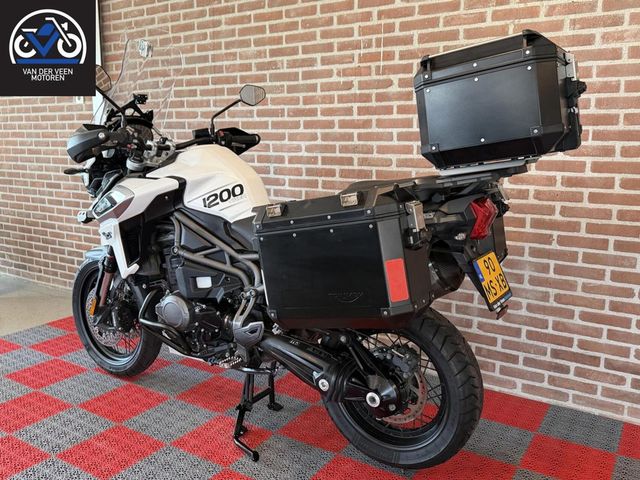 triumph - tiger-explorer-xca