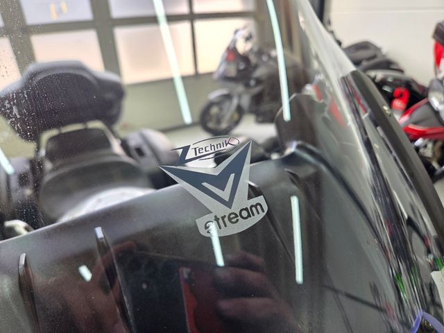 bmw - r-1150-rt