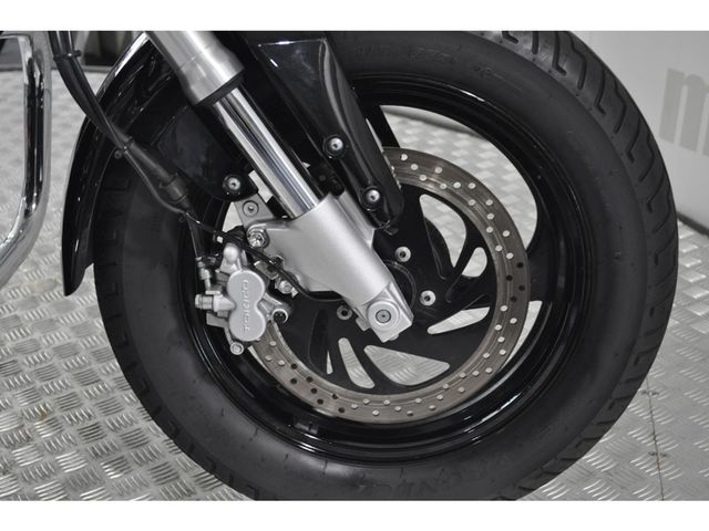suzuki - vz-800-marauder-lc