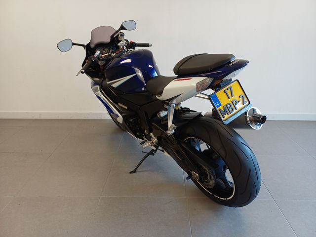 suzuki - gsx-r-1000