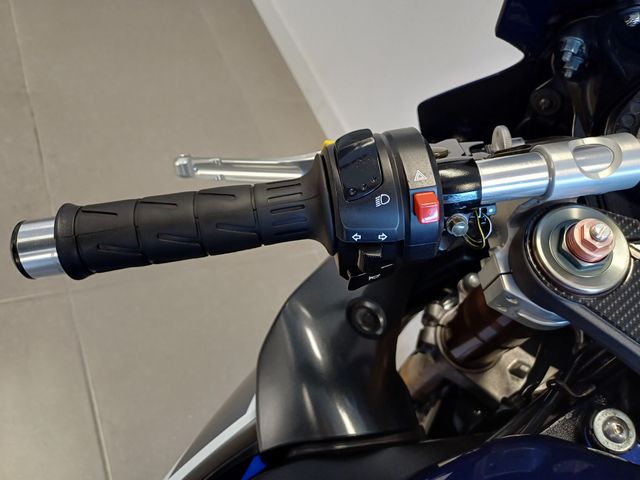 suzuki - gsx-r-1000