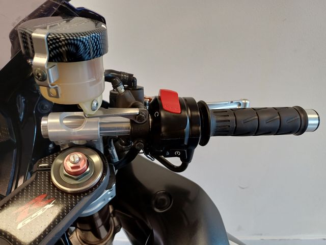 suzuki - gsx-r-1000